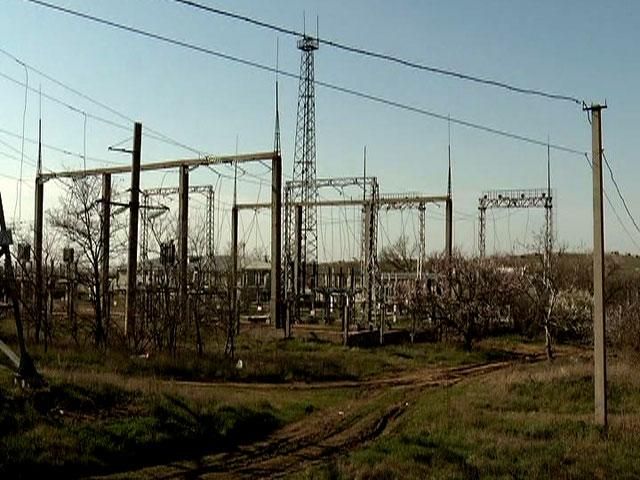 Крим хоче відмовитися від електрозабезпечення з України Крим хоче відмовитися від електрозабезпечення з України