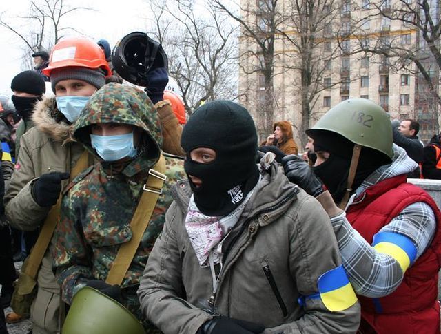 В МВД заявляют, что все вооруженные формирования отныне незаконные В МВД заявляют, что все вооруженные формирования отныне незаконные