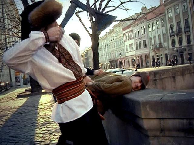 Стереотипи про "страшних бандерівців" та ворожий Львів (Відео) Стереотипи про "страшних бандерівців" та ворожий Львів (Відео)