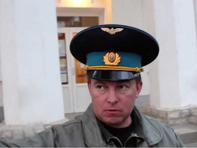 Викраденого росіянами командира української військової авіації Мамчура вивозять з Криму