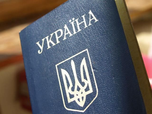 Близько мільйона кримчан залишать собі паспорти України, — Куніцин