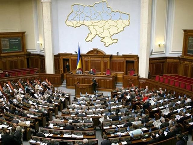 Грушевського знову перекрили, на цей раз вимагають відмінити утилізаційний збір Грушевського знову перекрили, на цей раз вимагають відмінити утилізаційний збір