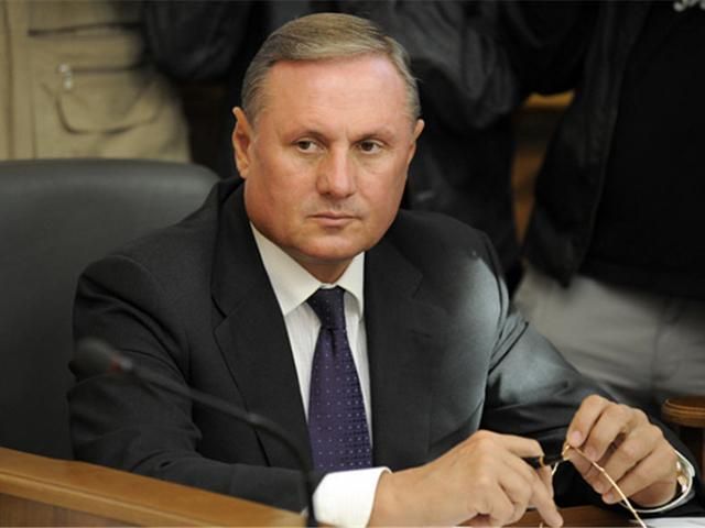 Регіонали скаржаться на образи і погрози у Раді в їхній бік Регіонали скаржаться на образи і погрози у Раді в їхній бік