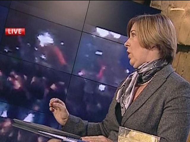 Ксенія Ляпіна про "штурм" парламенту: Все це можна вирішити в інший спосіб Ксенія Ляпіна про "штурм" парламенту: Все це можна вирішити в інший спосіб