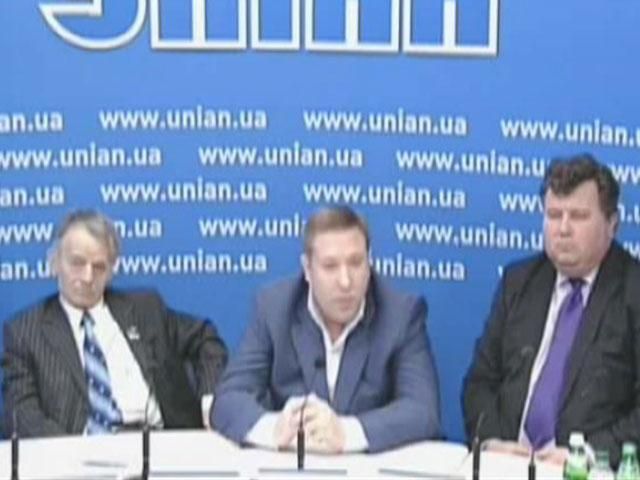 Необхідно допомогти патріотам з Криму повернутися на материк, – Сольвар Необхідно допомогти патріотам з Криму повернутися на материк, – Сольвар