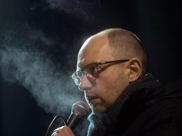 У перші дні мені опускалися руки, — Яценюк про своє прем'єрство У перші дні мені опускалися руки, — Яценюк про своє прем'єрство