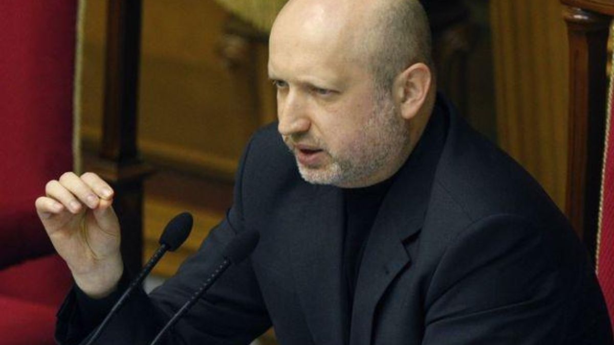 За день Турчинов уволил 46 глав РГА За день Турчинов уволил 46 глав РГА