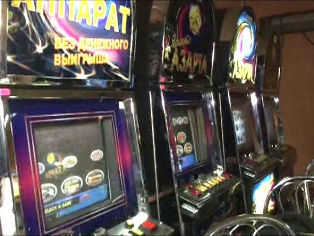 В Запорожье прикрыли игровую сеть: изъяли более 700 игровых автоматов В Запорожье прикрыли игровую сеть: изъяли более 700 игровых автоматов