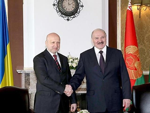 В Беларуси проходит встреча Лукашенко и Турчинова