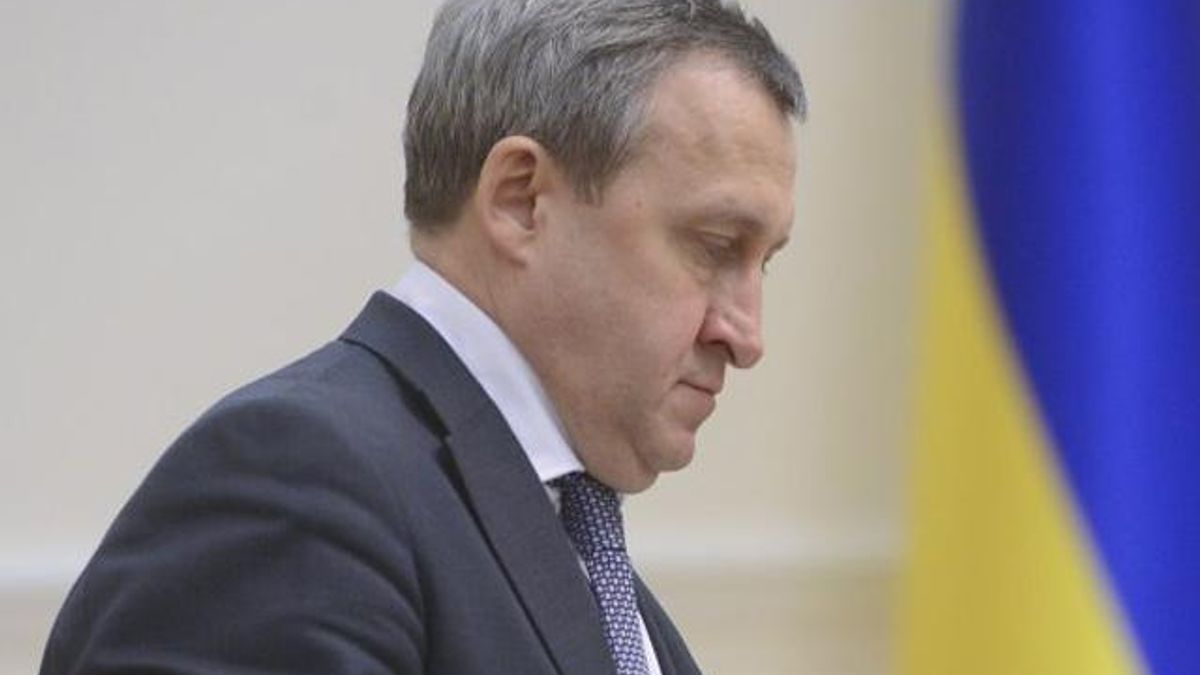 В программе правительства нет цели вступать в НАТО, - Дещица В программе правительства нет цели вступать в НАТО, - Дещица