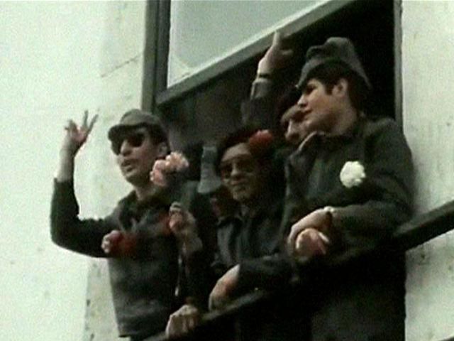 Революция гвоздик: мятеж военных смог сбросить самый долгий диктаторский режим Европы Революция гвоздик: мятеж военных смог сбросить самый долгий диктаторский режим Европы