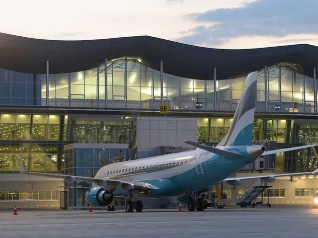 Завтра кілька сотень музикантів одночасно гратимуть в аеропортах України гімн Євросоюзу Завтра кілька сотень музикантів одночасно гратимуть в аеропортах України гімн Євросоюзу