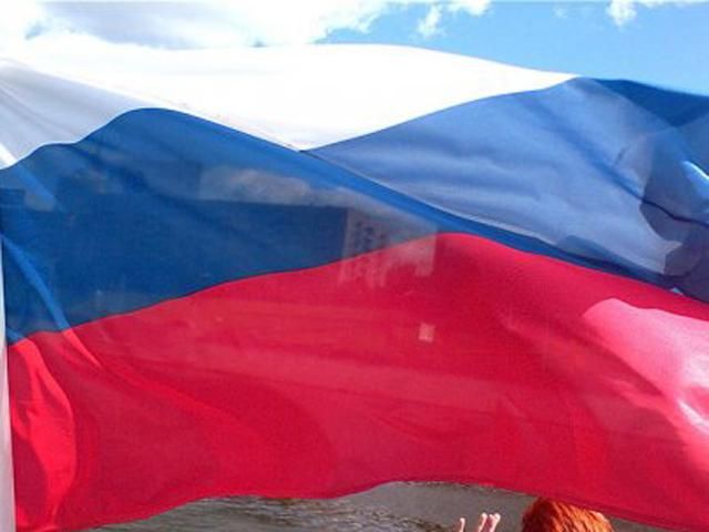 В Керчи правоохранители пытались разогнать пророссийский митинг согласно законам РФ В Керчи правоохранители пытались разогнать пророссийский митинг согласно законам РФ