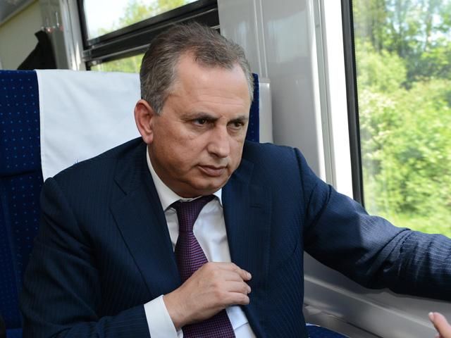 Партія регіонів виступає за унітарну Україну з максимальними повноваженнями місцевих рад Партія регіонів виступає за унітарну Україну з максимальними повноваженнями місцевих рад