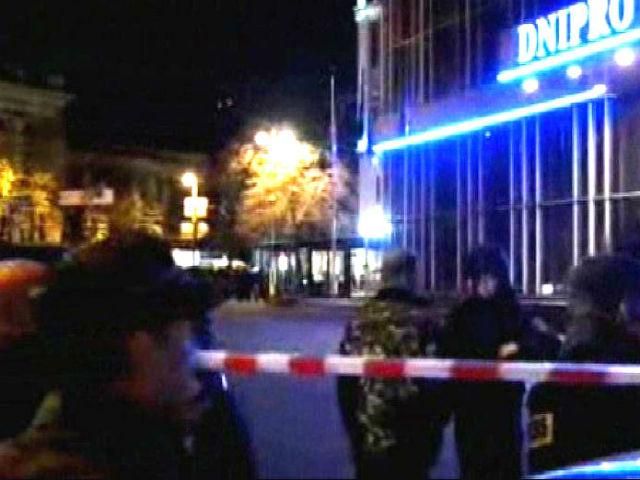 Двоє поранених внаслідок стрілянини на Майдані – у важкому стані Двоє поранених внаслідок стрілянини на Майдані – у важкому стані