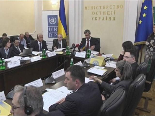 Минюст предлагает создать два антикоррупционных органа Минюст предлагает создать два антикоррупционных органа