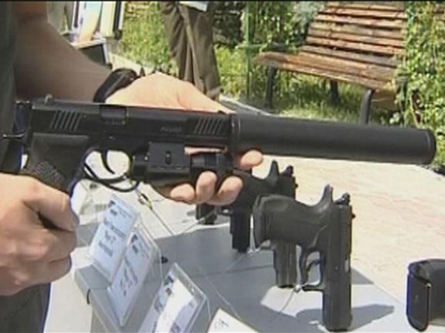 МВД проводит месячник добровольной сдачи оружия МВД проводит месячник добровольной сдачи оружия