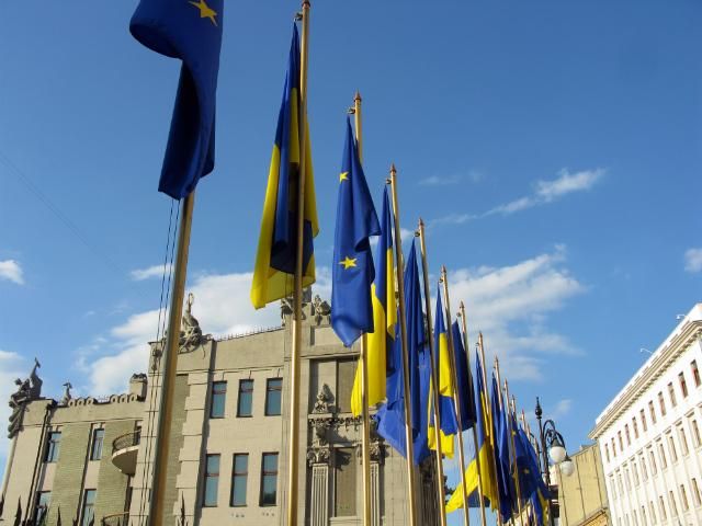 К июню ЕС планирует выделить Украине 850 млн евро или $ 1,172 млрд долларов