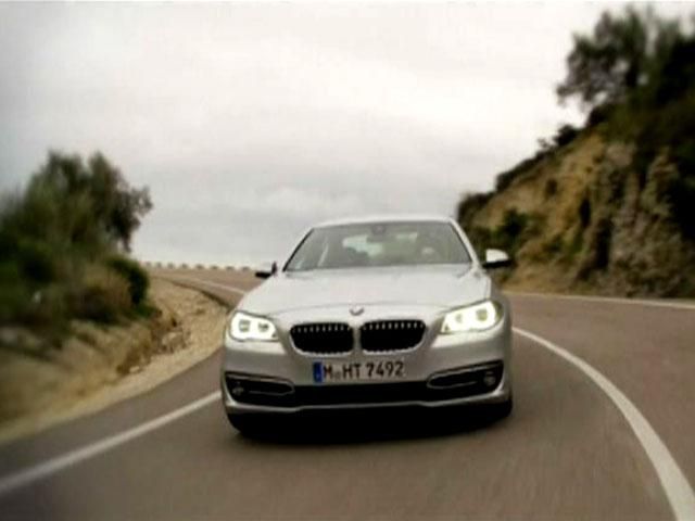 Автоновинки: перший кросовер Seat, BMW 5 на трьох циліндрах, продаж "б/в" Bugatti Автоновинки: перший кросовер Seat, BMW 5 на трьох циліндрах, продаж "б/в" Bugatti