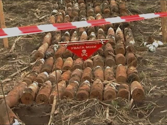 На границе с Россией обнаружили склад боеприпасов