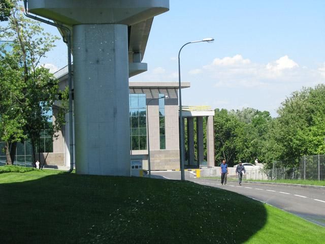 На вертолетной площадке Януковича - обыск, - СМИ На вертолетной площадке Януковича - обыск, - СМИ