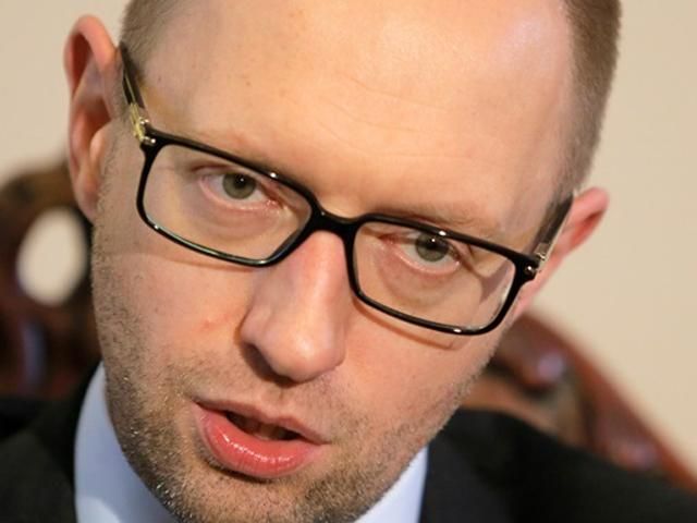 Яценюк призупинив членство у "Батьківщині", — Турчинов Яценюк призупинив членство у "Батьківщині", — Турчинов