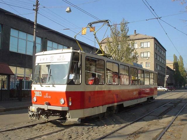 Комунальників у Донецьку змушують підписуватися за референдум