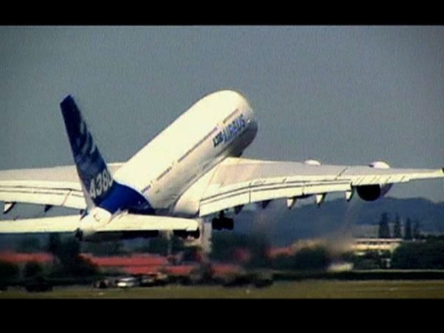 Как создают крылья для самого большого самолета в мире (Видео) Как создают крылья для самого большого самолета в мире (Видео)