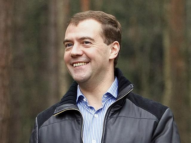 Или Украина расплатится за газ, или сотрудничество прекратится, - условие Медведева