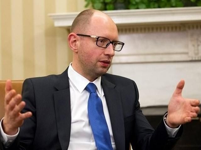 Если Россия перейдет границу, Украина окажет вооруженное сопротивление, - Яценюк Если Россия перейдет границу, Украина окажет вооруженное сопротивление, - Яценюк