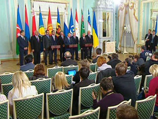 Сьогодні глави МЗС країн СНД без Дещиці обговорять ситуацію в Україні Сьогодні глави МЗС країн СНД без Дещиці обговорять ситуацію в Україні