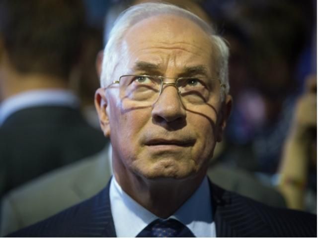 Азаров попросил ЕС отменить введенные против него санкции, - европейские СМИ Азаров попросил ЕС отменить введенные против него санкции, - европейские СМИ