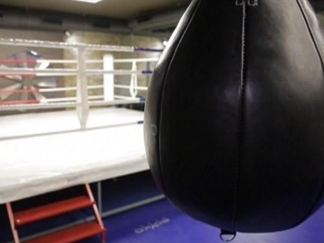 Елітна соляна шахта, кімната-сейф і бої без правил, — розкоші Мінсдоху (Відео) Елітна соляна шахта, кімната-сейф і бої без правил, — розкоші Мінсдоху (Відео)