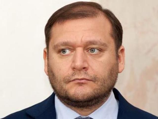 За рівнем авторитарності Тимошенко може зрівнятися хіба що із Януковичем, — Добкін За рівнем авторитарності Тимошенко може зрівнятися хіба що із Януковичем, — Добкін