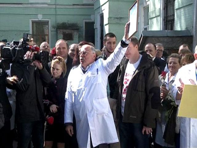 В Києві подякували "ангелам у білих халатах" (Відео)