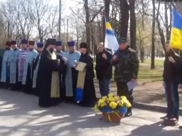 У Дніпропетровську заклали перший камінь у майбутній монумент Небесній Сотні