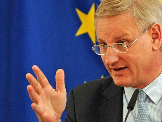 ЕС пока не будет прекращать диалог с Россией ЕС пока не будет прекращать диалог с Россией