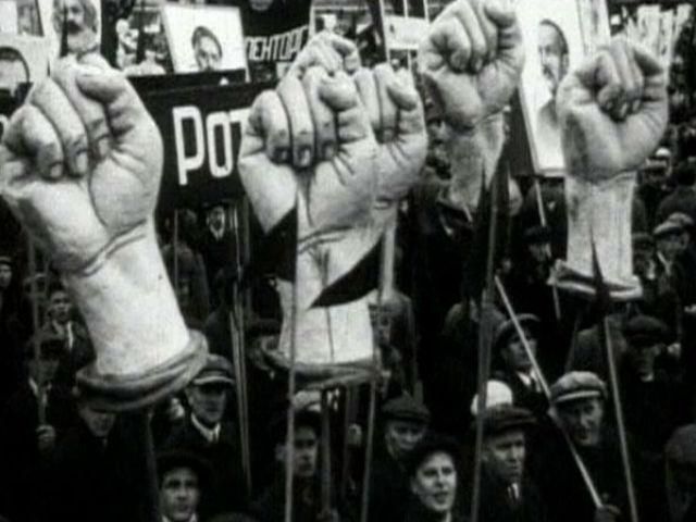 8 квітня на екрани вийшов кінофільм "Земля" Довженка 8 квітня на екрани вийшов кінофільм "Земля" Довженка