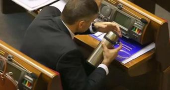 Депутатам не хватает времени на обеденный перерыв (Видео)