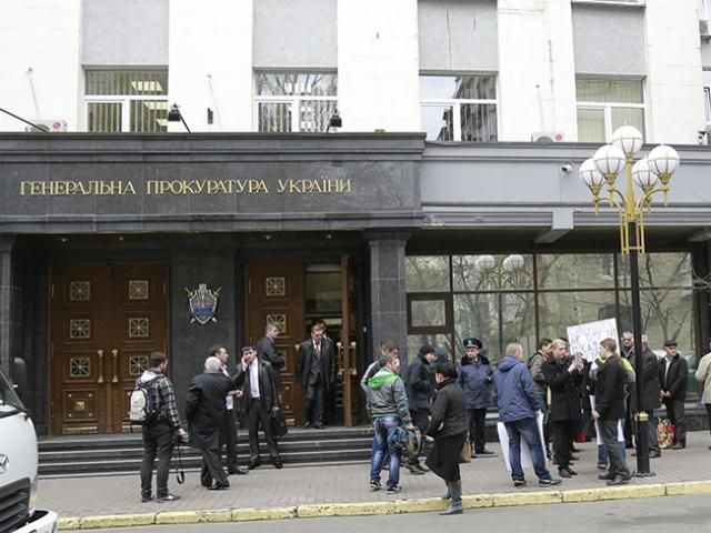 Харьковчане требуют наказать сепаратистов (Фото)