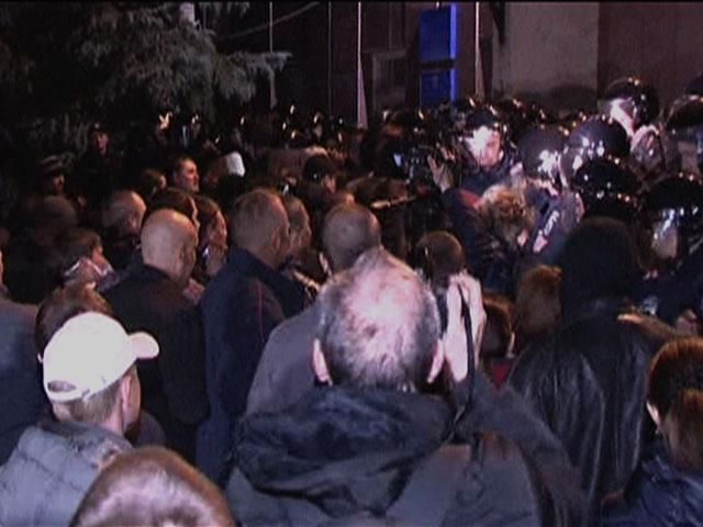 Унаслідок сутичок в Миколаєві затримали 14 осіб