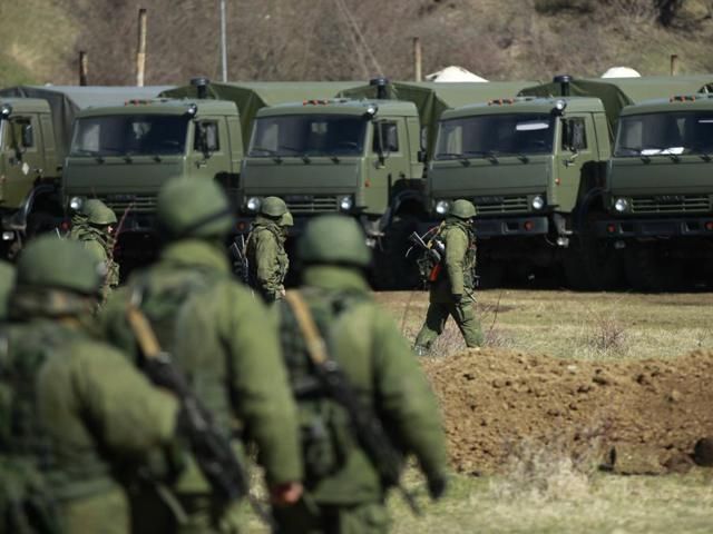 Сегодня ночью возможно вторжение российских войск и техники в Украину Сегодня ночью возможно вторжение российских войск и техники в Украину