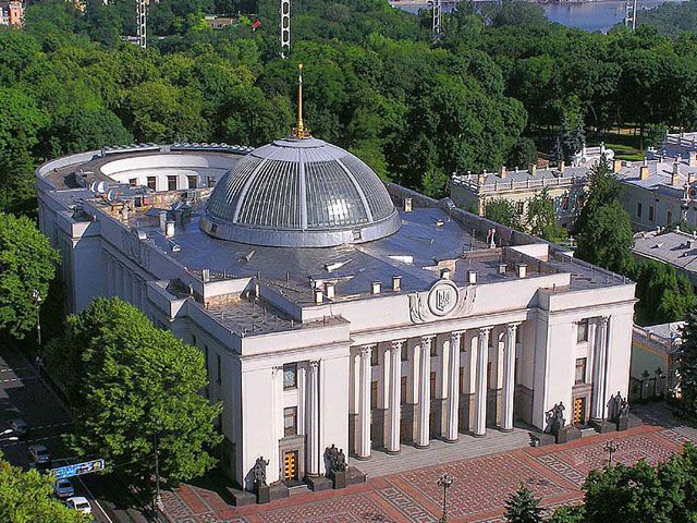 ПАРЄ вимагатиме від України дострокових парламентських виборів ПАРЄ вимагатиме від України дострокових парламентських виборів