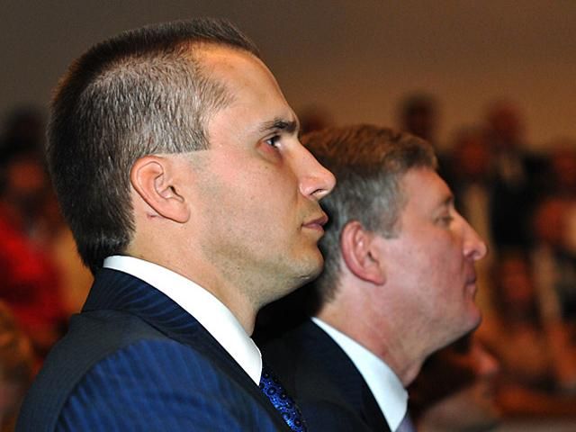 Сын Януковича подал в суд на Ахметова Сын Януковича подал в суд на Ахметова