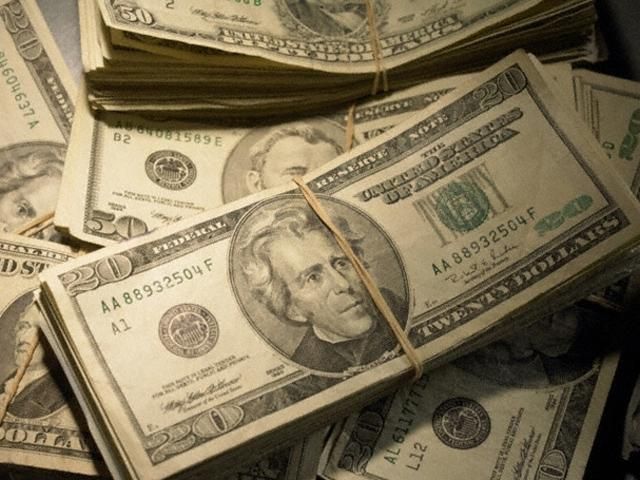 Доллар на межбанке бьет рекорды - 12,15 гривен