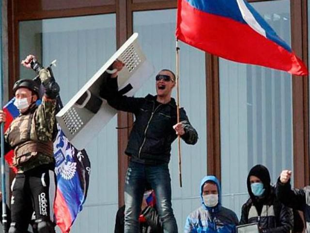 Нидерланды отложили визит торговой миссии в РФ из-за ситуации в Украине Нидерланды отложили визит торговой миссии в РФ из-за ситуации в Украине