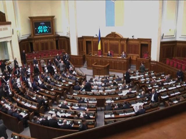 В Раде депутаты разделились во мнениях относительно ситуации на Востоке В Раде депутаты разделились во мнениях относительно ситуации на Востоке