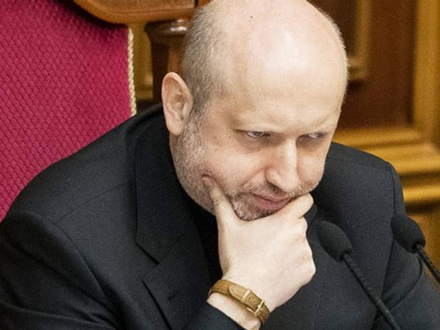 Турчинов пообіцяв не переслідувати сепаратистів, які складуть зброю і залишать адмінбудівлі