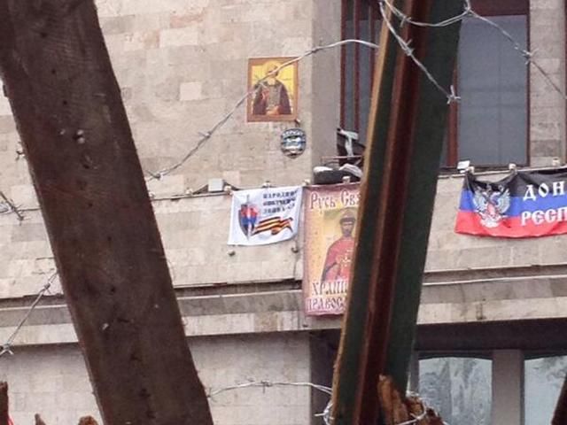 Донецкие сепаратисты готовятся к штурму ОГА Донецкие сепаратисты готовятся к штурму ОГА