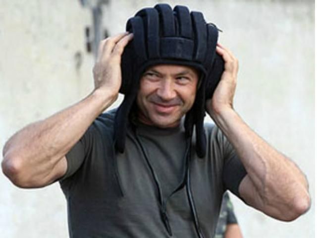 Тігіпка в Одесі закидали яйцями (Відео) Тігіпка в Одесі закидали яйцями (Відео)